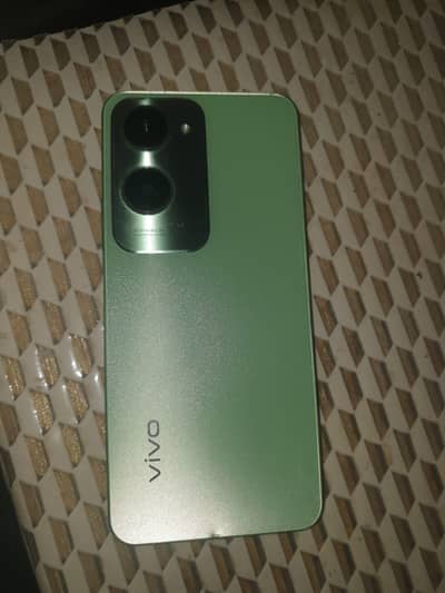 Vivo y18 Condition 10/10 with box and charger no open no repair