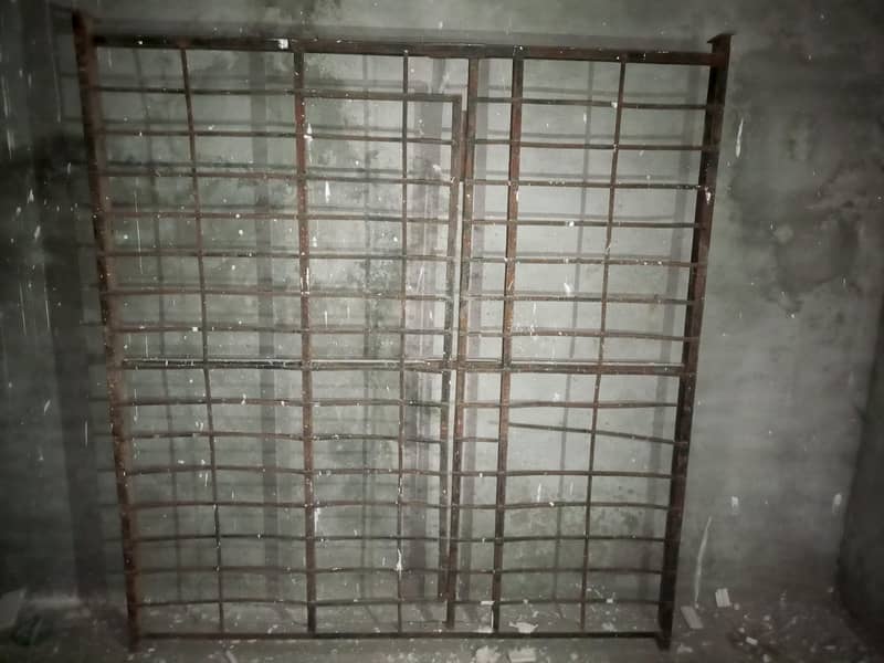 iron bed 2