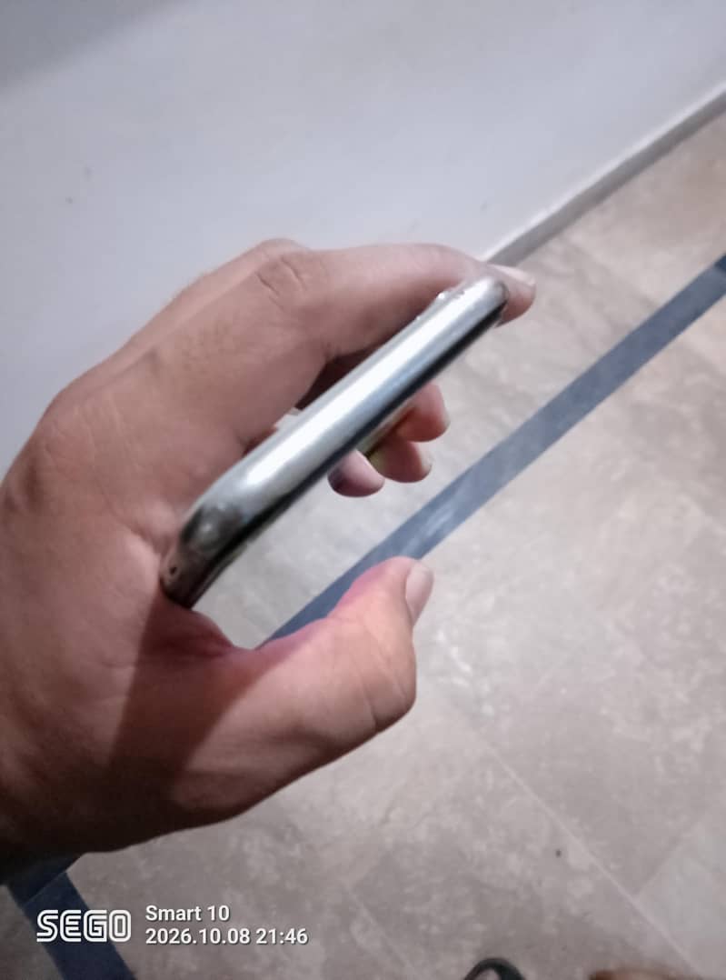Apple iPhone X 2