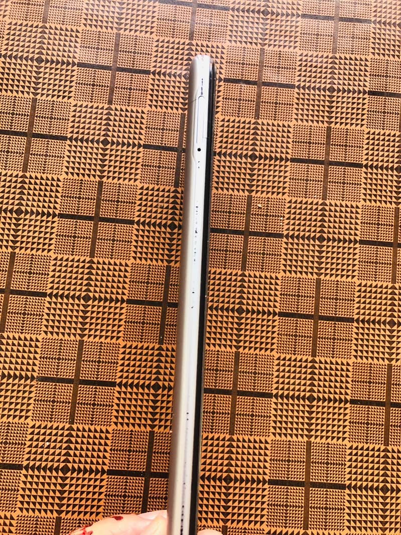 Tecno camon 17 1