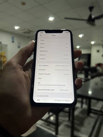 Apple iPhone 11 (JV)