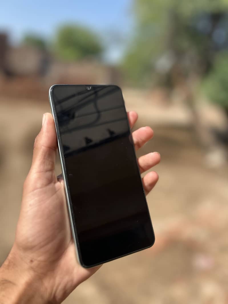 Realme Note 60x 4