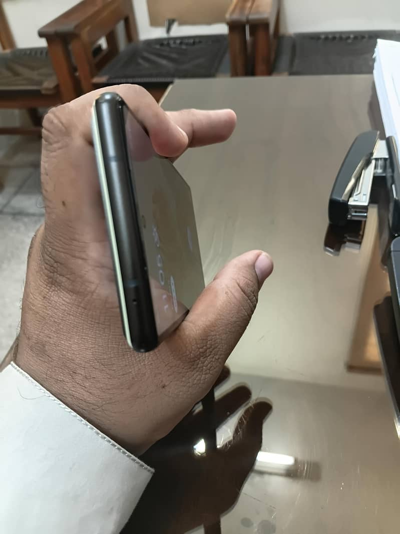 Google Pixel 6 3