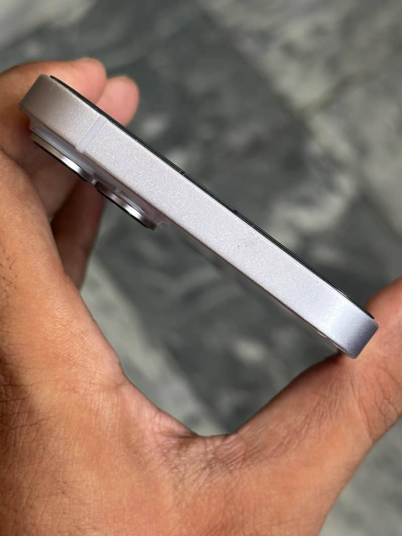 Apple iPhone 14 Plus 2