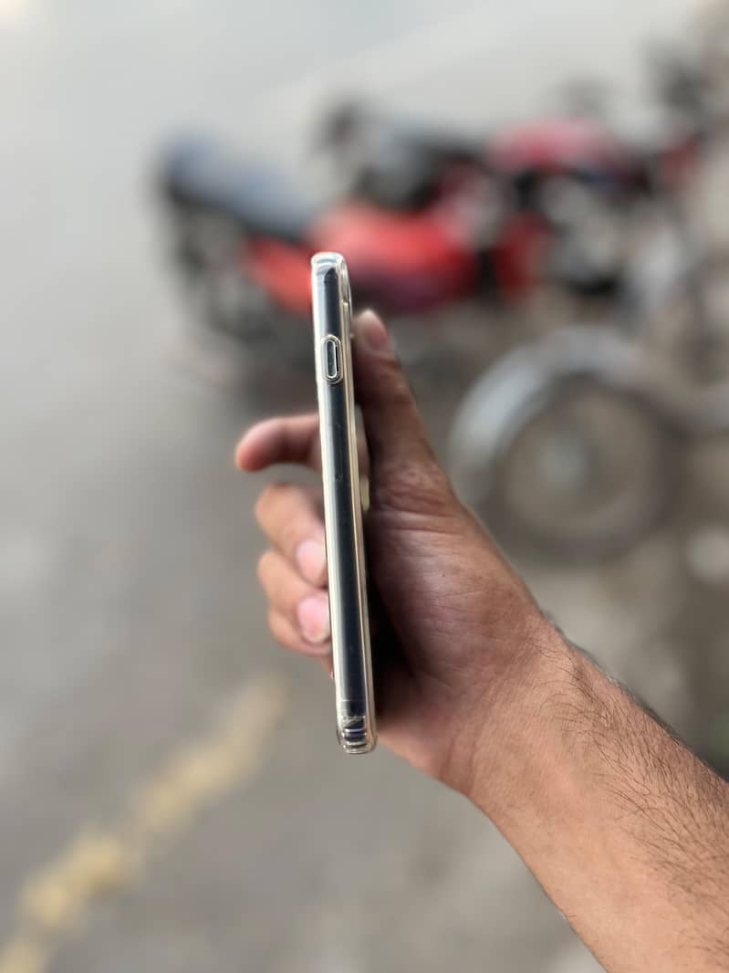 Apple iPhone SE 1