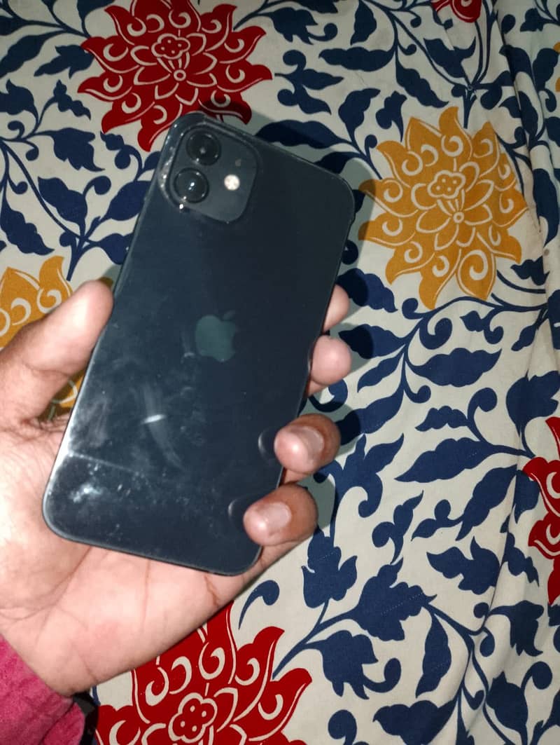 Apple iPhone 12 2