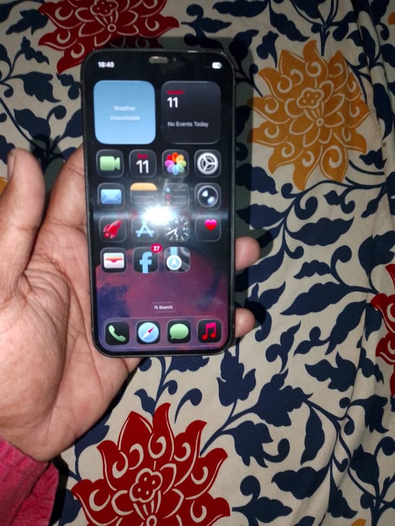 Apple iPhone 12 3