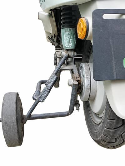 Scooty support wheels tyres