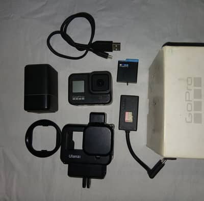 Gopro Hero 8 Black with complete Moto vlog kit