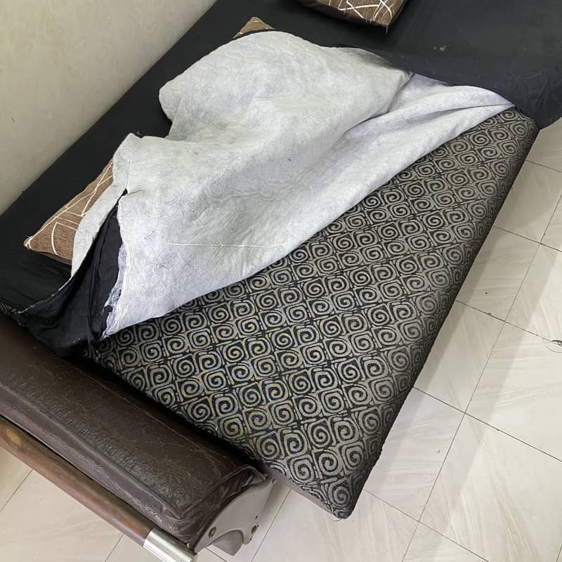 Sofa come bed 3