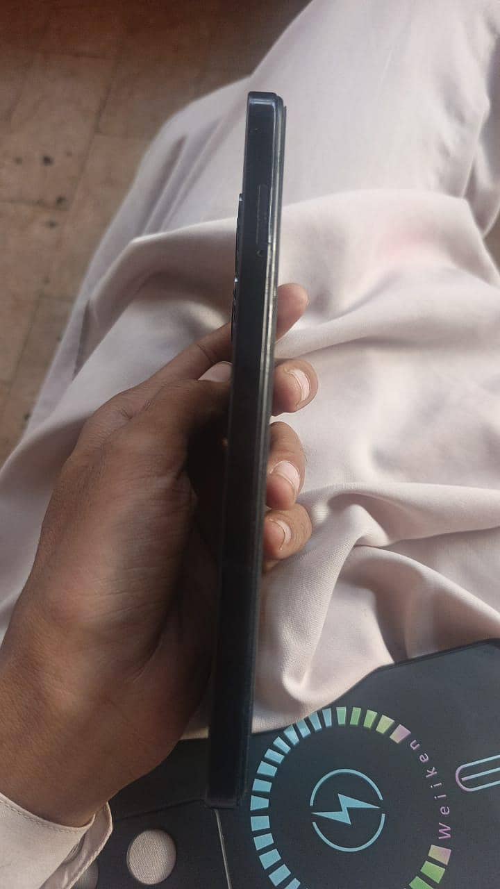 Infinix Note 30 1