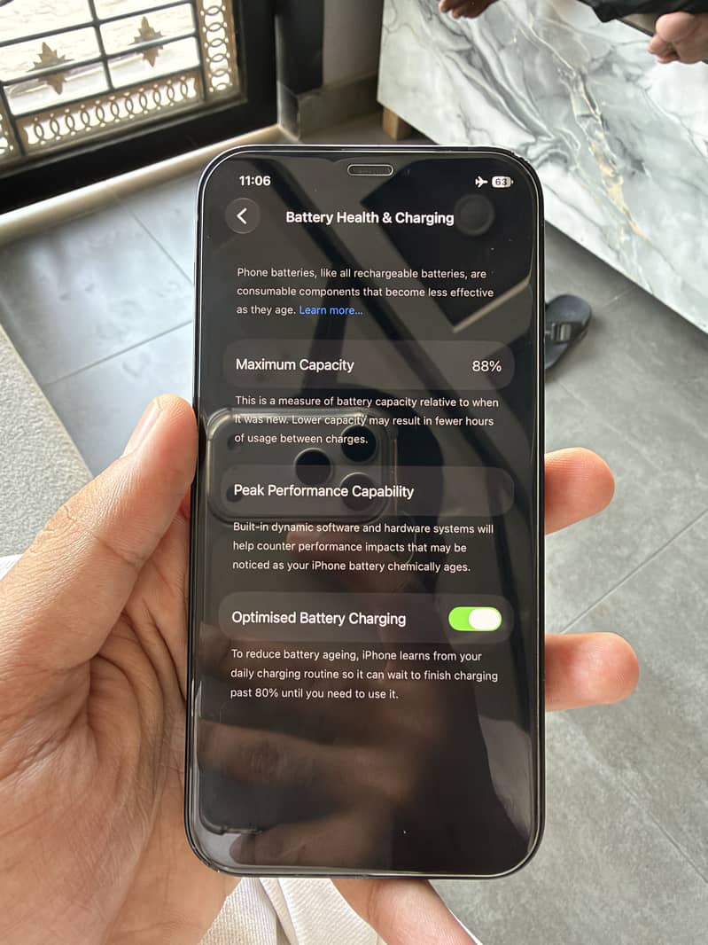 Apple iPhone 12 0