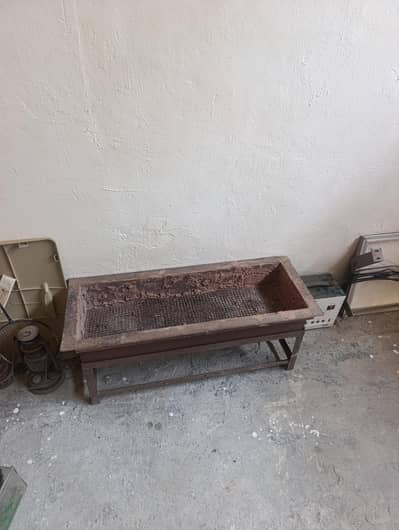 اسٹیند کے ساتھ( ،کوئلے والی انگیٹھی