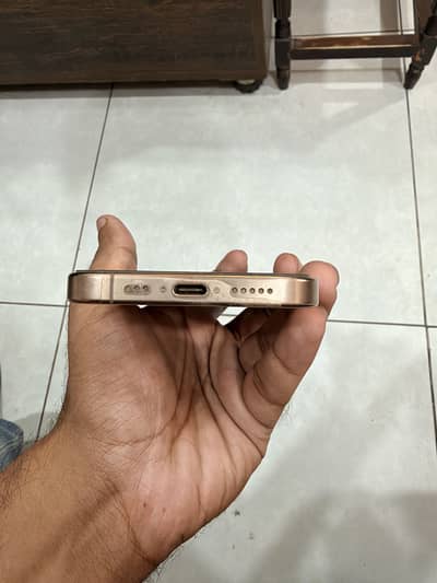Apple iPhone 16 Pro