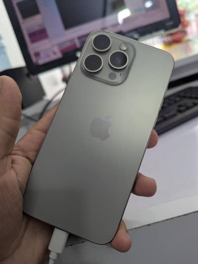 Apple iPhone 15 Pro Max