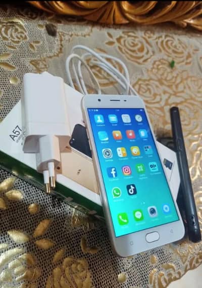 oppo A57 home use 4/64