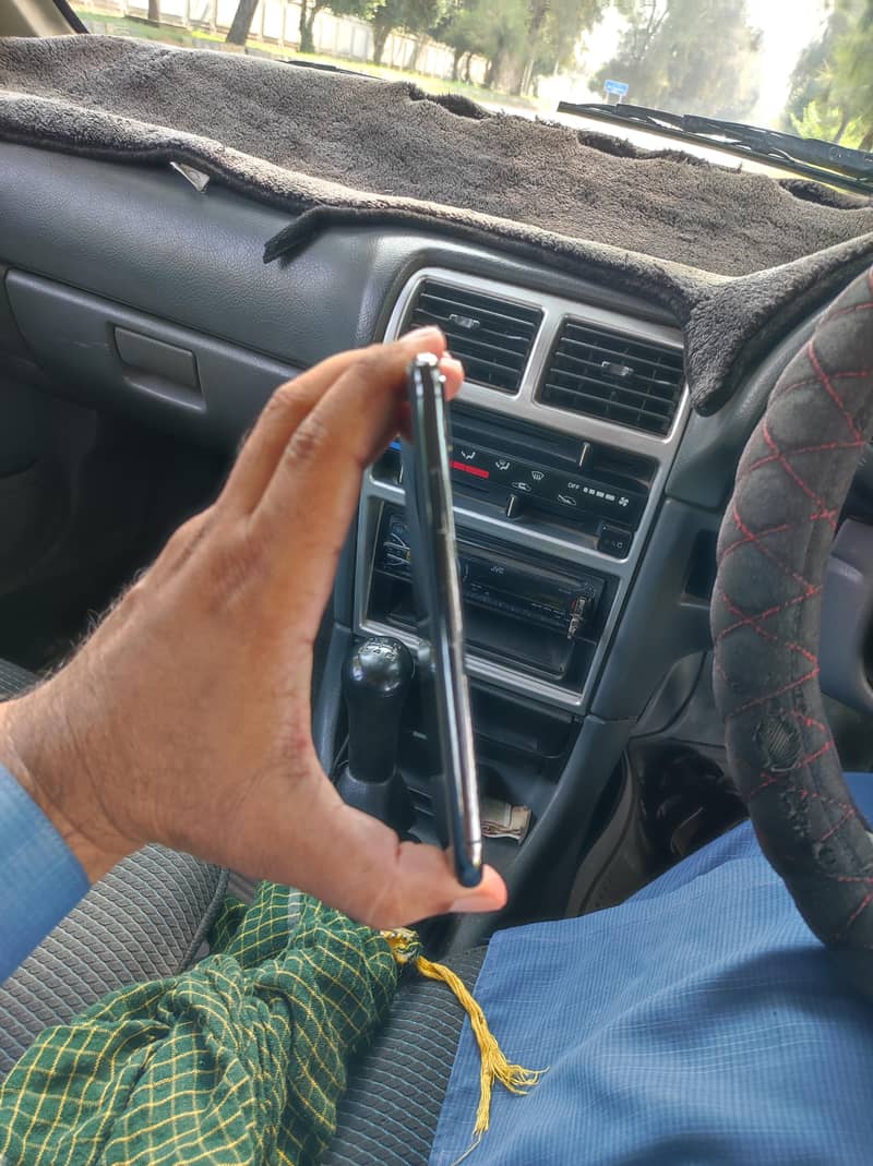 Apple iPhone X 4