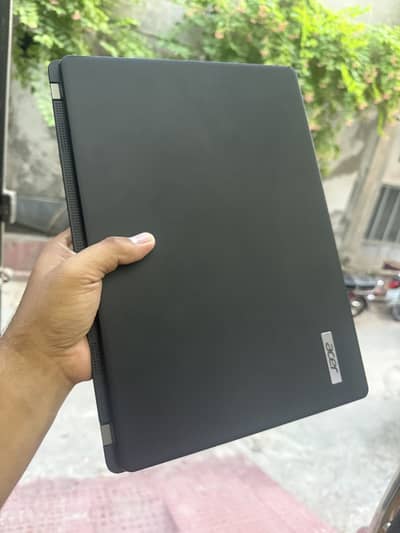Acer treval mate p215-53 | i5 11th | 8gb 256 ssd |clean and smart boby