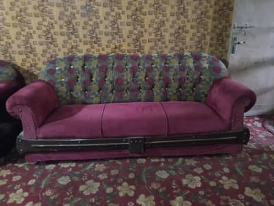 6 seater heavy sofa set in out class wood for sale.