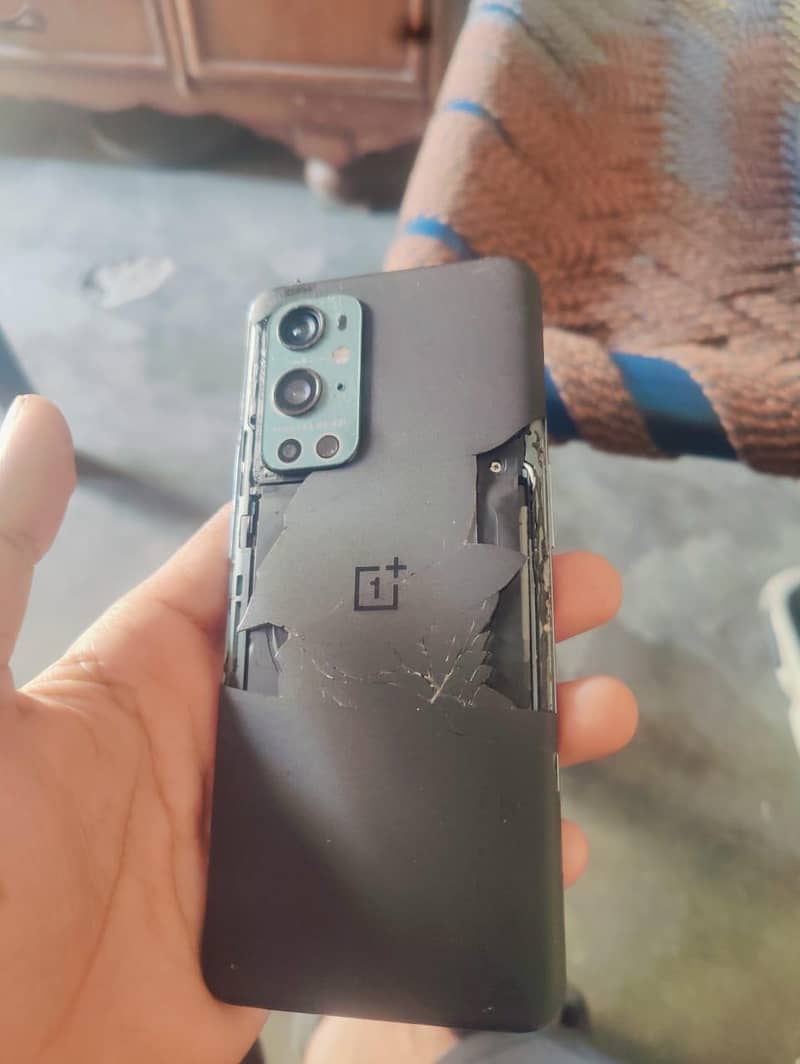 One Plus 9 Pro 0