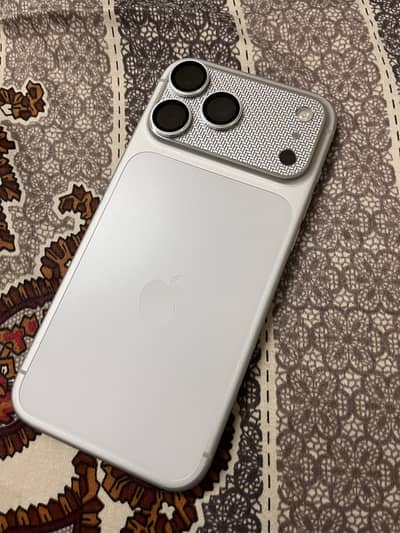 Apple iPhone 17 Pro Max factory unlocked (Not JV)