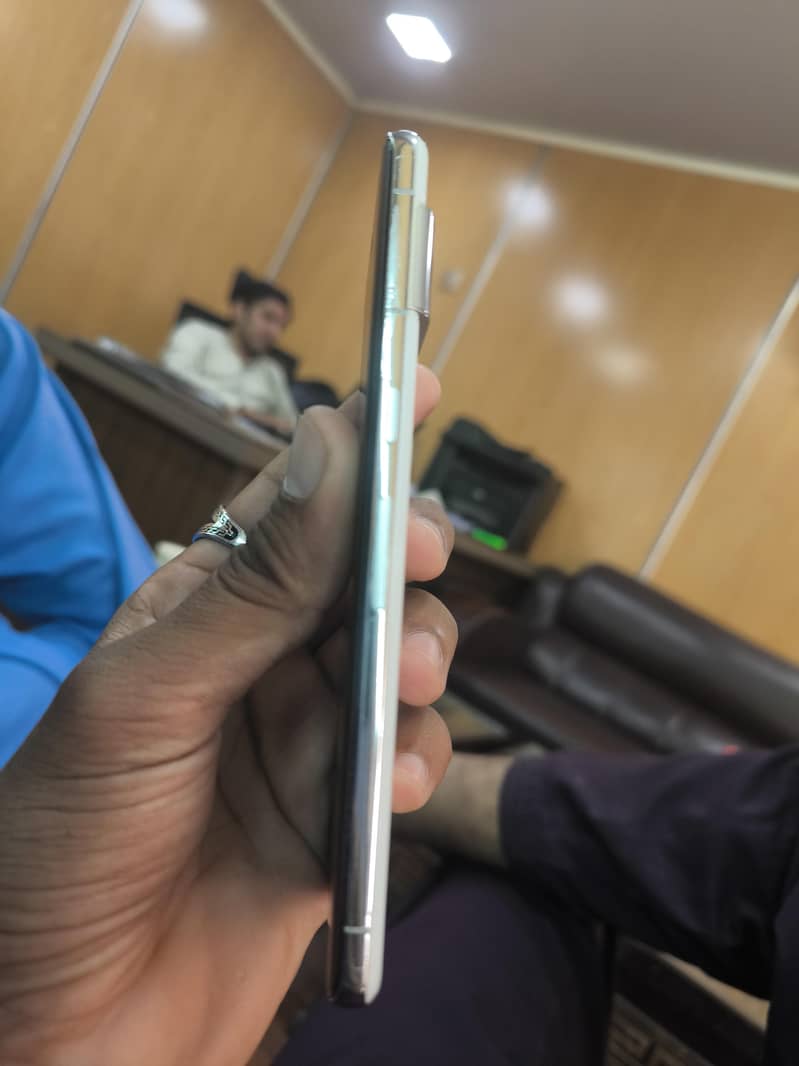 Google Pixel 7 Pro 2