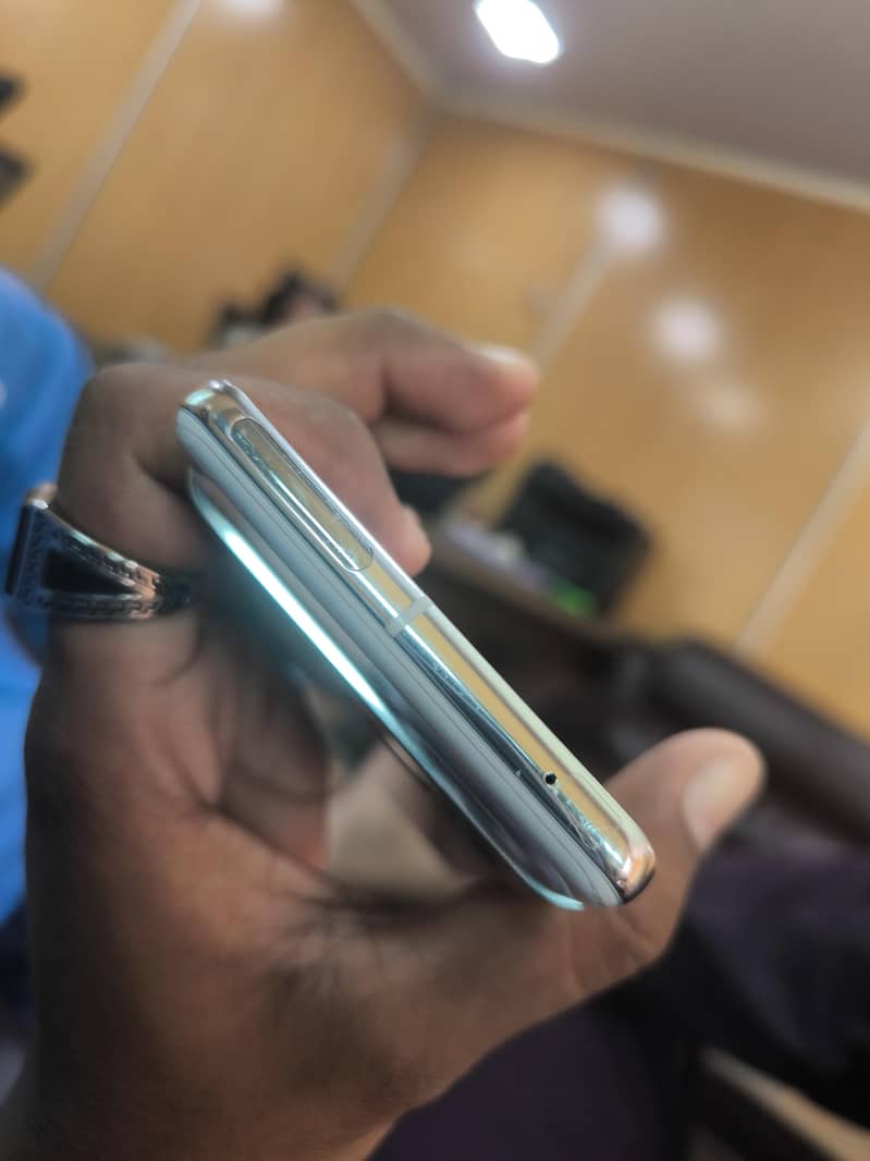 Google Pixel 7 Pro 4