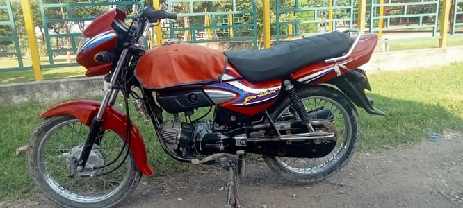 Hinda pridor 100cc Red  color - Good condition