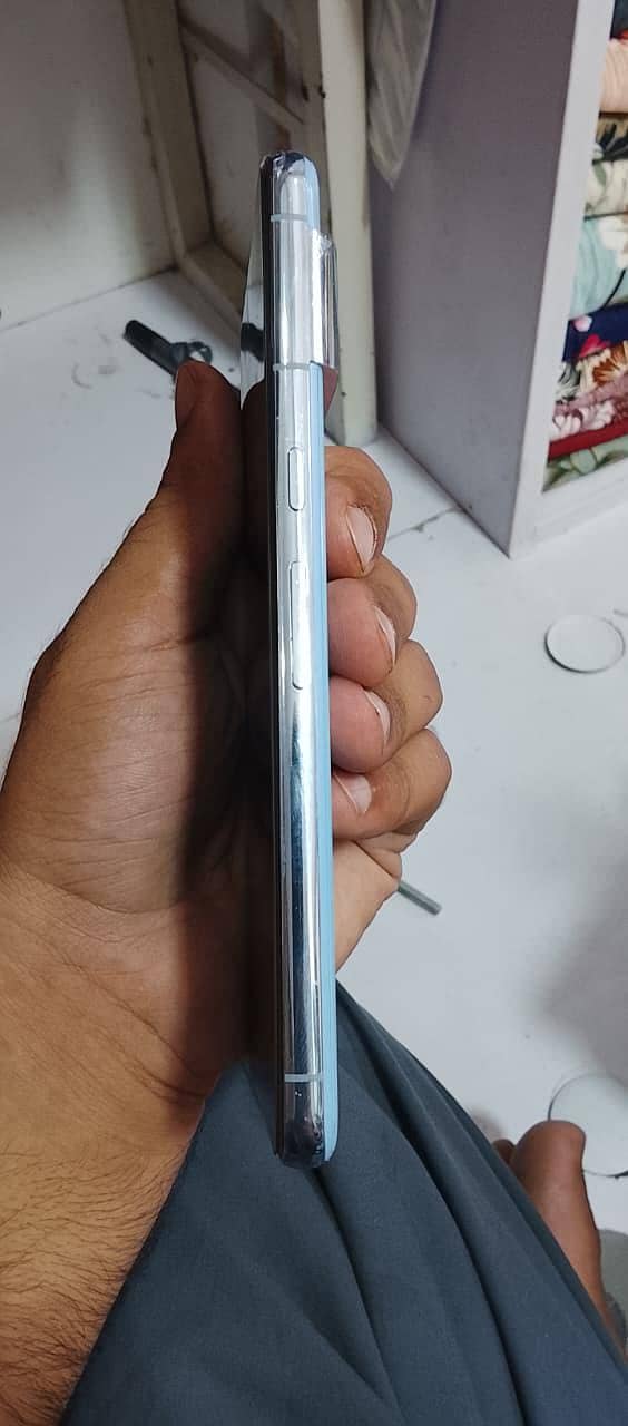 Google Pixel 8 Pro 2
