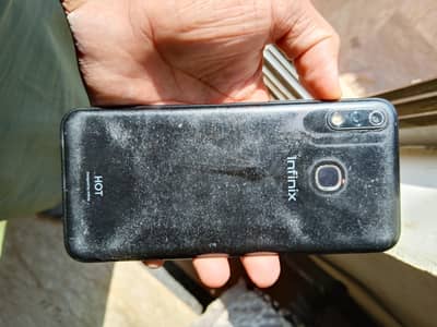 Infinix Hot 8 Lite