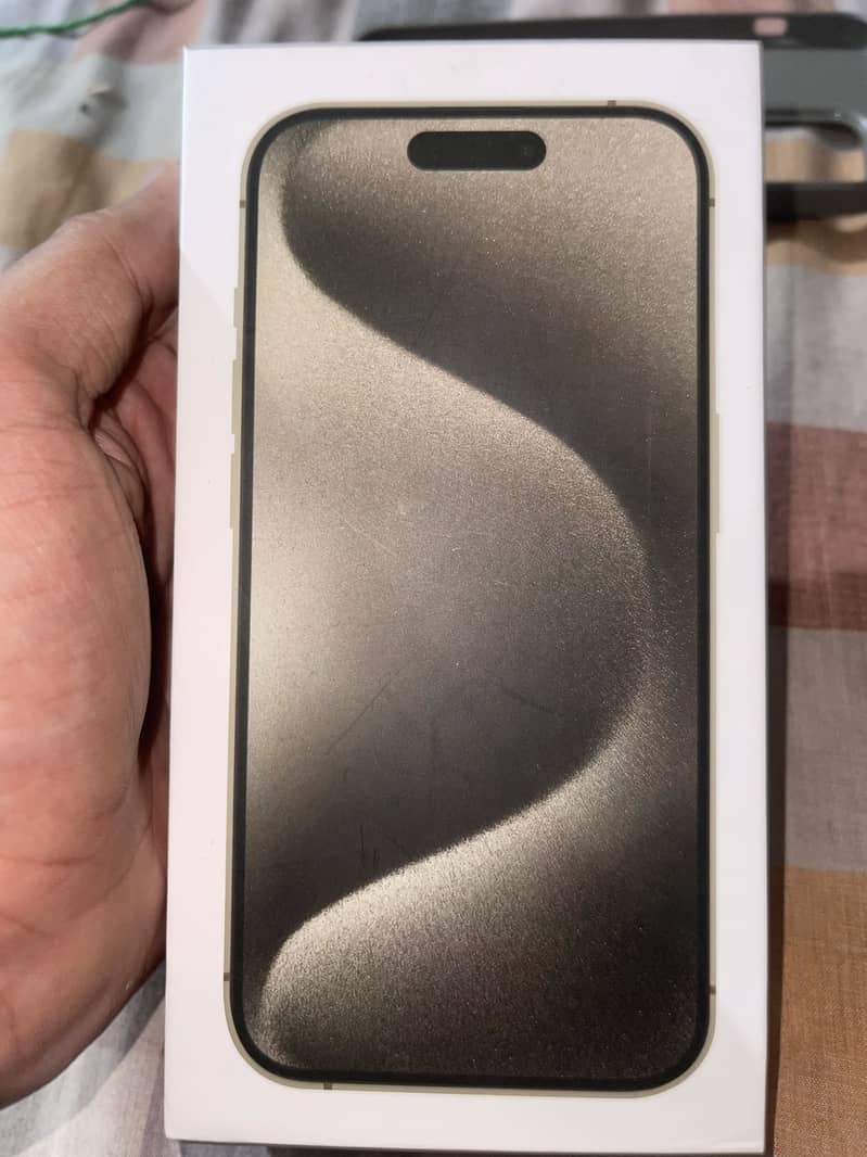 Apple iPhone 15 Pro Max 5