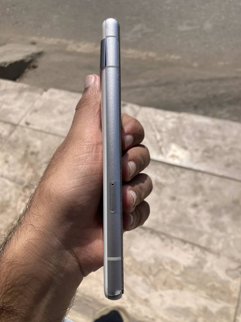 Google Pixel 7a 2