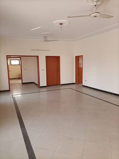 2 kanal upper portion available for rent in phase 2 DHA Lahore