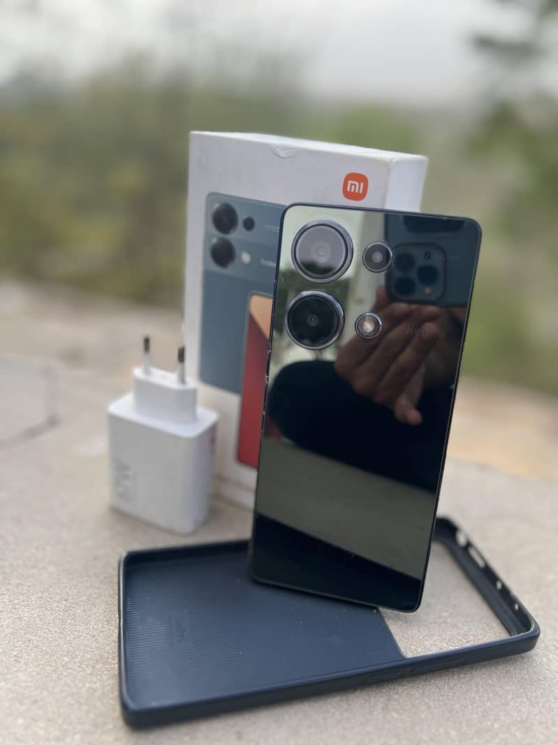Xiaomi Redmi Note 13 Pro 0