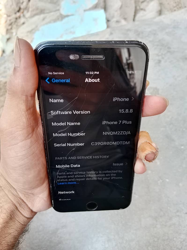 Apple iPhone 7 14