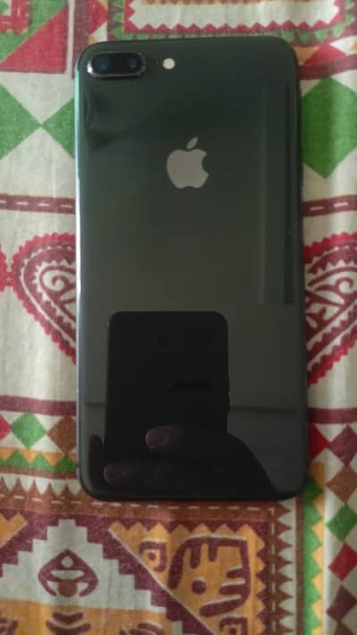 Apple iPhone 8 Plus