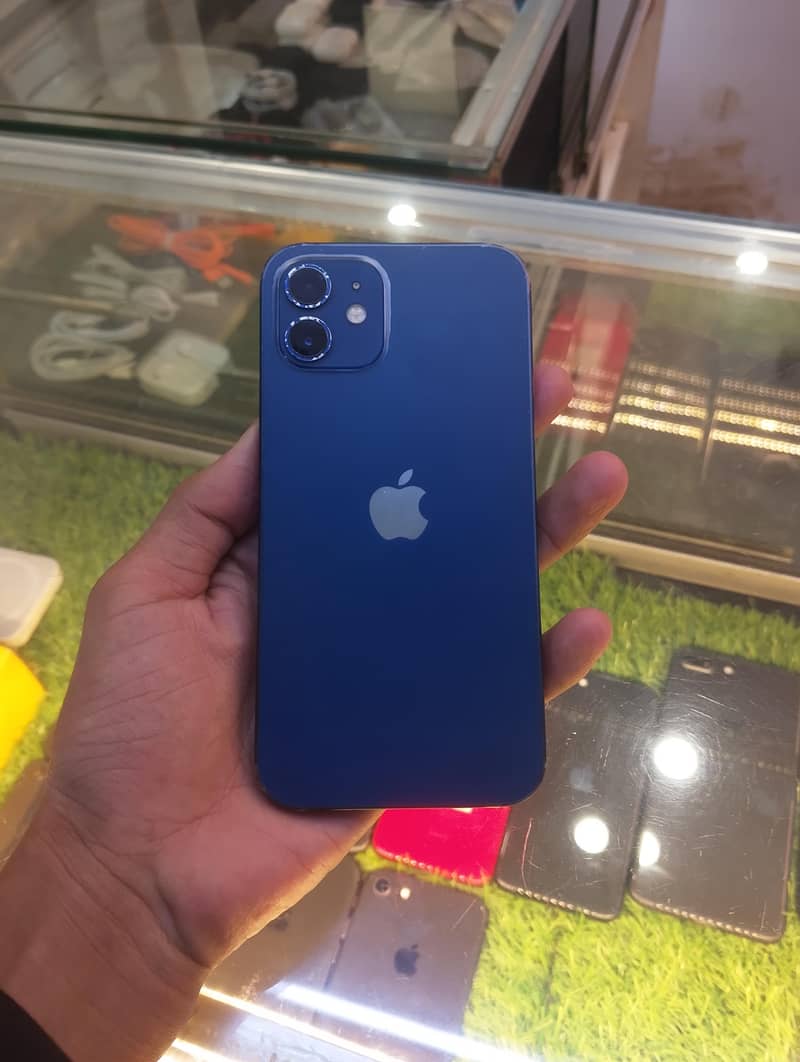Apple iPhone 12 0