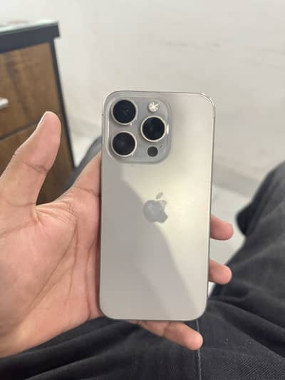 Apple iPhone 15 Pro