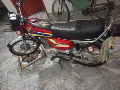 CG 125 For Sale - Saaf Bike Hai A to Z Genuine