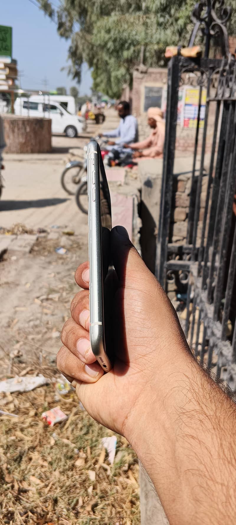 Apple iPhone 11 1