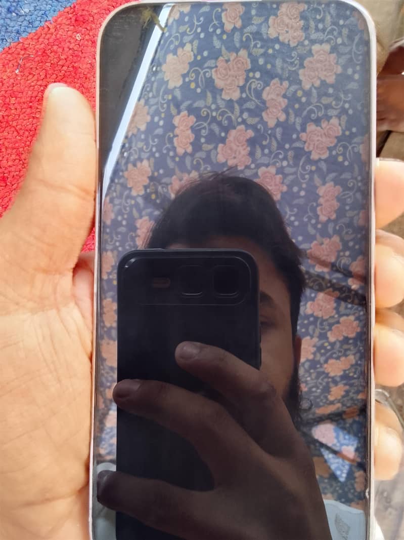 Apple iPhone 14 Pro Max 1