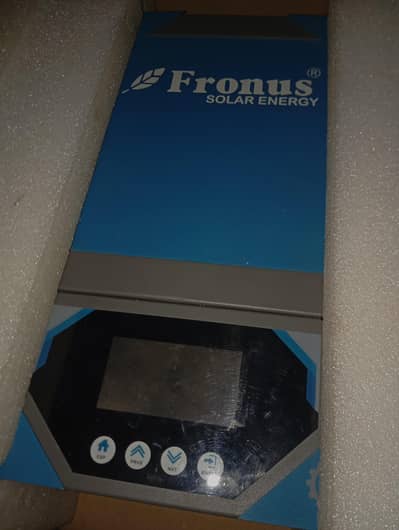 FRONUS XEON PLUS 3000VA 3kw solar hybrid inverter condition 10/9  sale