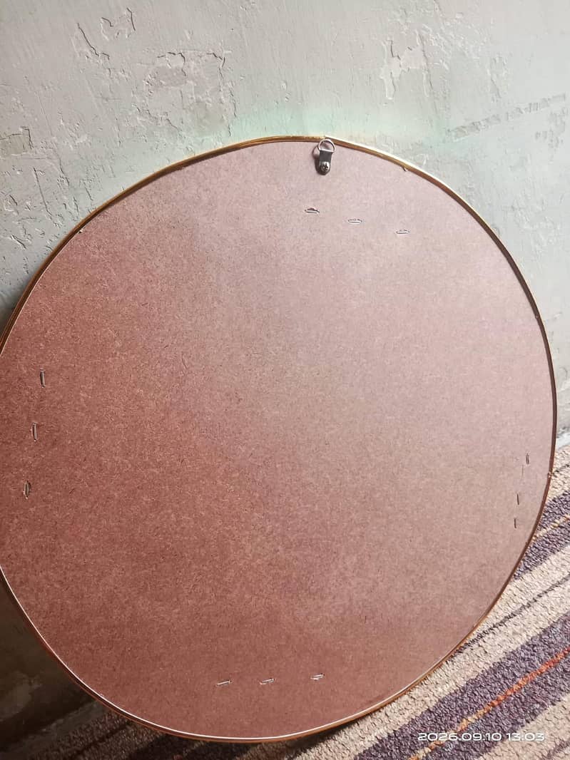 round mirror 2