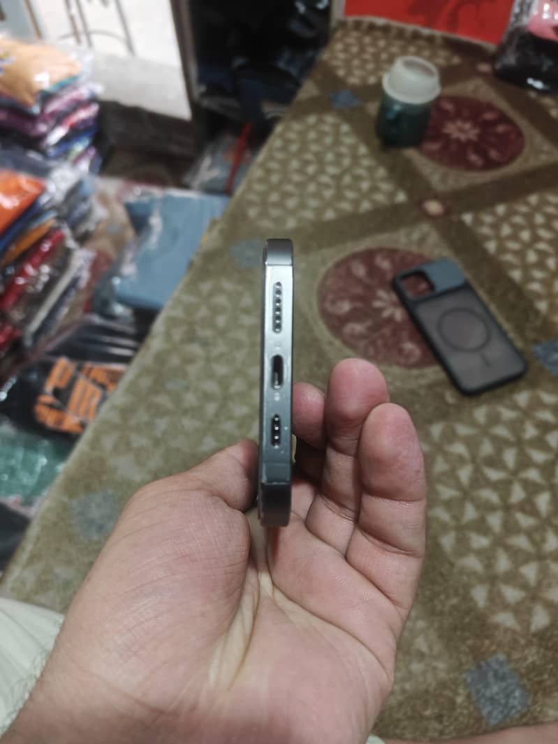 Apple iPhone 13 Pro Max 7
