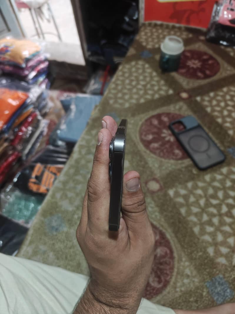 Apple iPhone 13 Pro Max 10