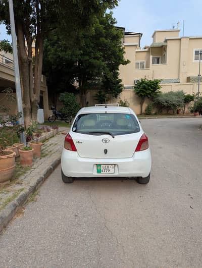 Toyota Vitz 2005