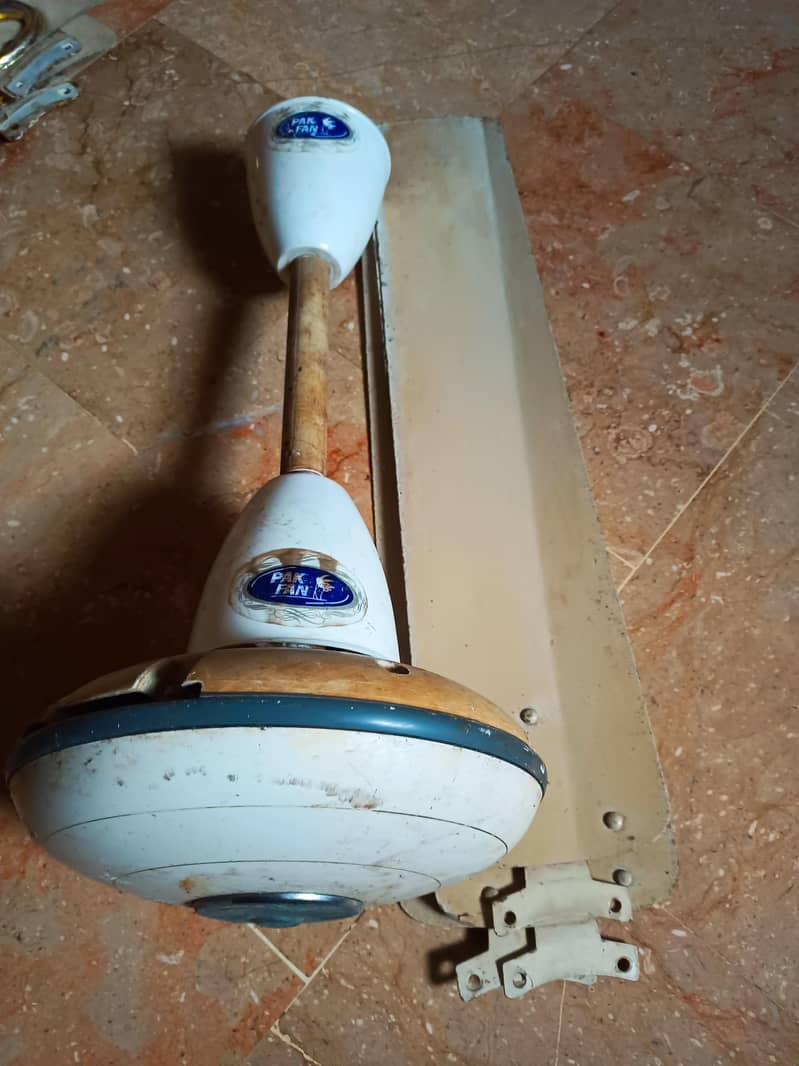 Ceiling fan 6