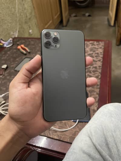 iPhone 11 Pro Max (256GB) Non PTA glitch Factory unlocked 03236602153
