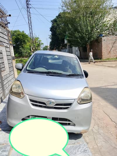 Daihatsu Mira 2012
