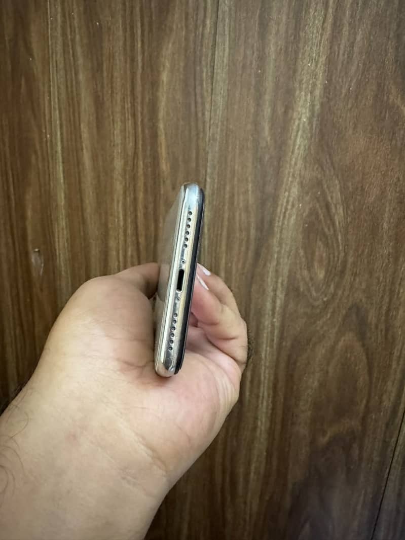 Apple iPhone X 1